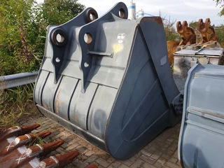 Hyundai N/A - Excavator Digging Bucket - Robex 800 obrazek 5