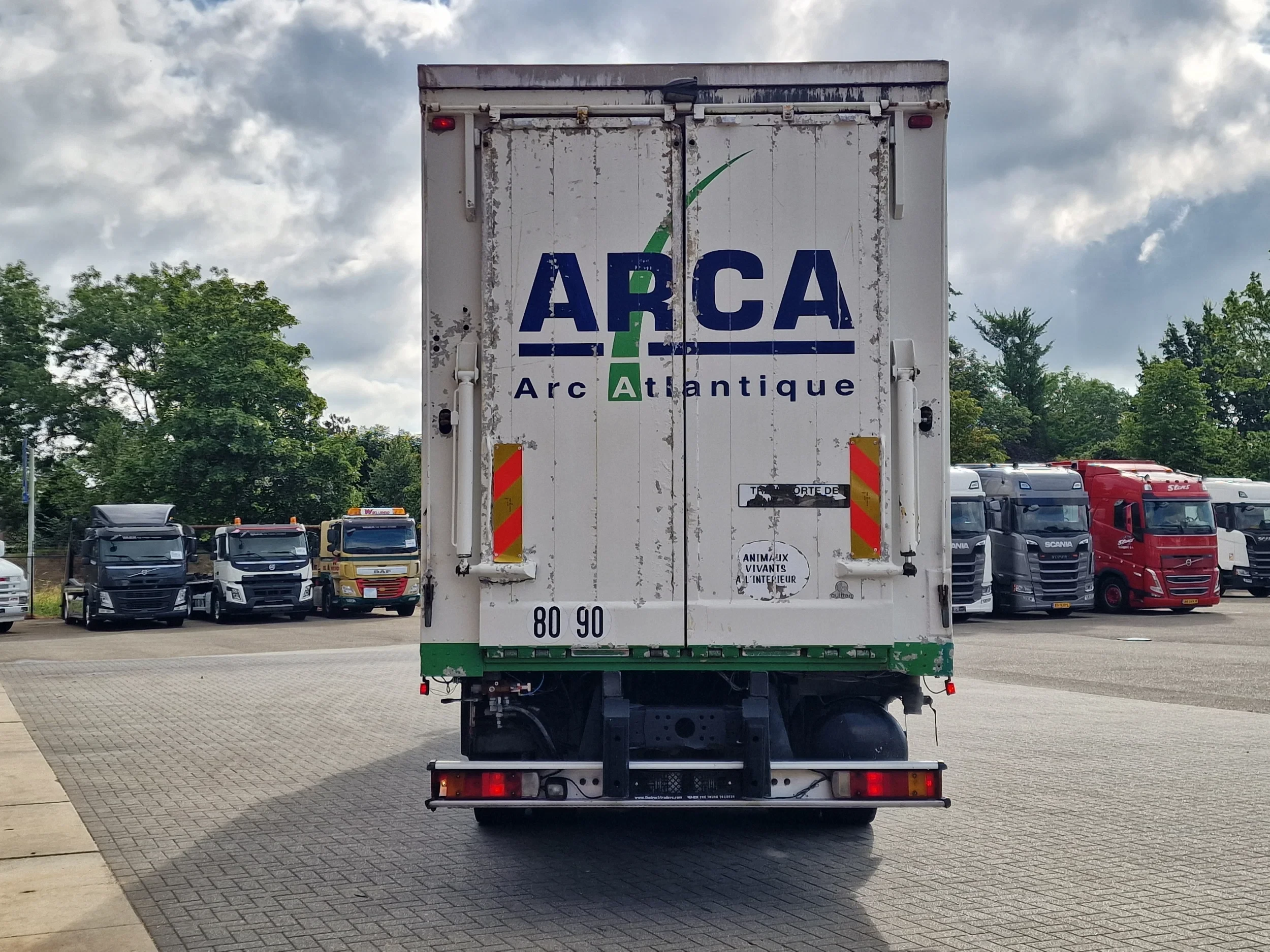 Scania G 2002 - 114G - 8X4 - 3 deck - double ramp - steel / air afbeelding 6