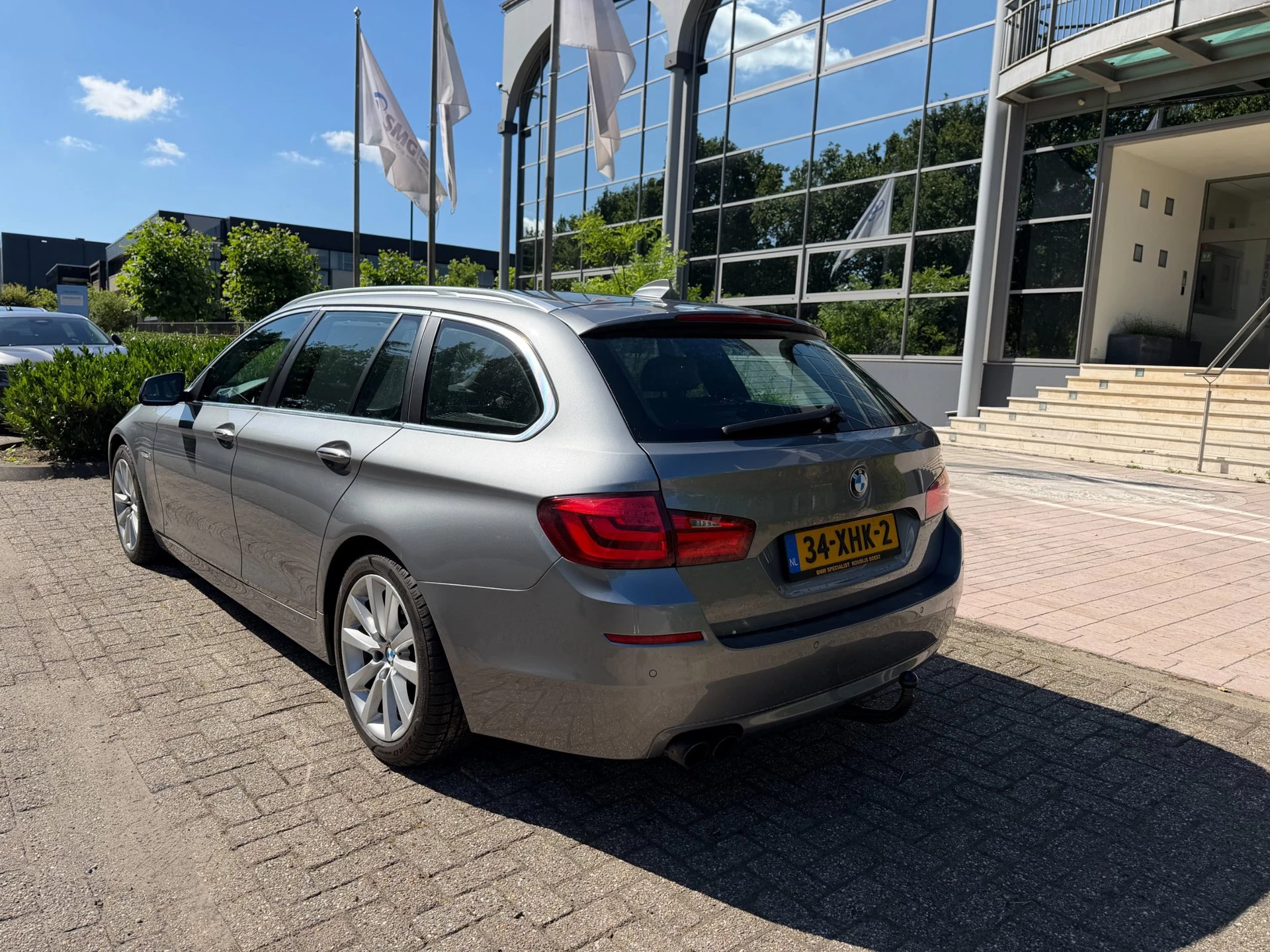 BMW 5 Serie 2012 - Touring 520i High Executive aut ,panod.,leer,navi,trekh afbeelding 3