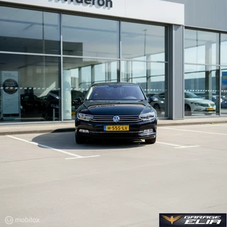 Volkswagen Passat 2015 - 1.8 TSI Highline DSG | Full Options | PANO zdjecie 2