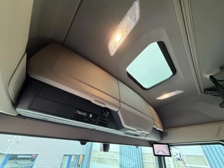 DAF XF 530 2022 - 4x2 Euro 6E Smart Tacho Full Spoiler bild 17
