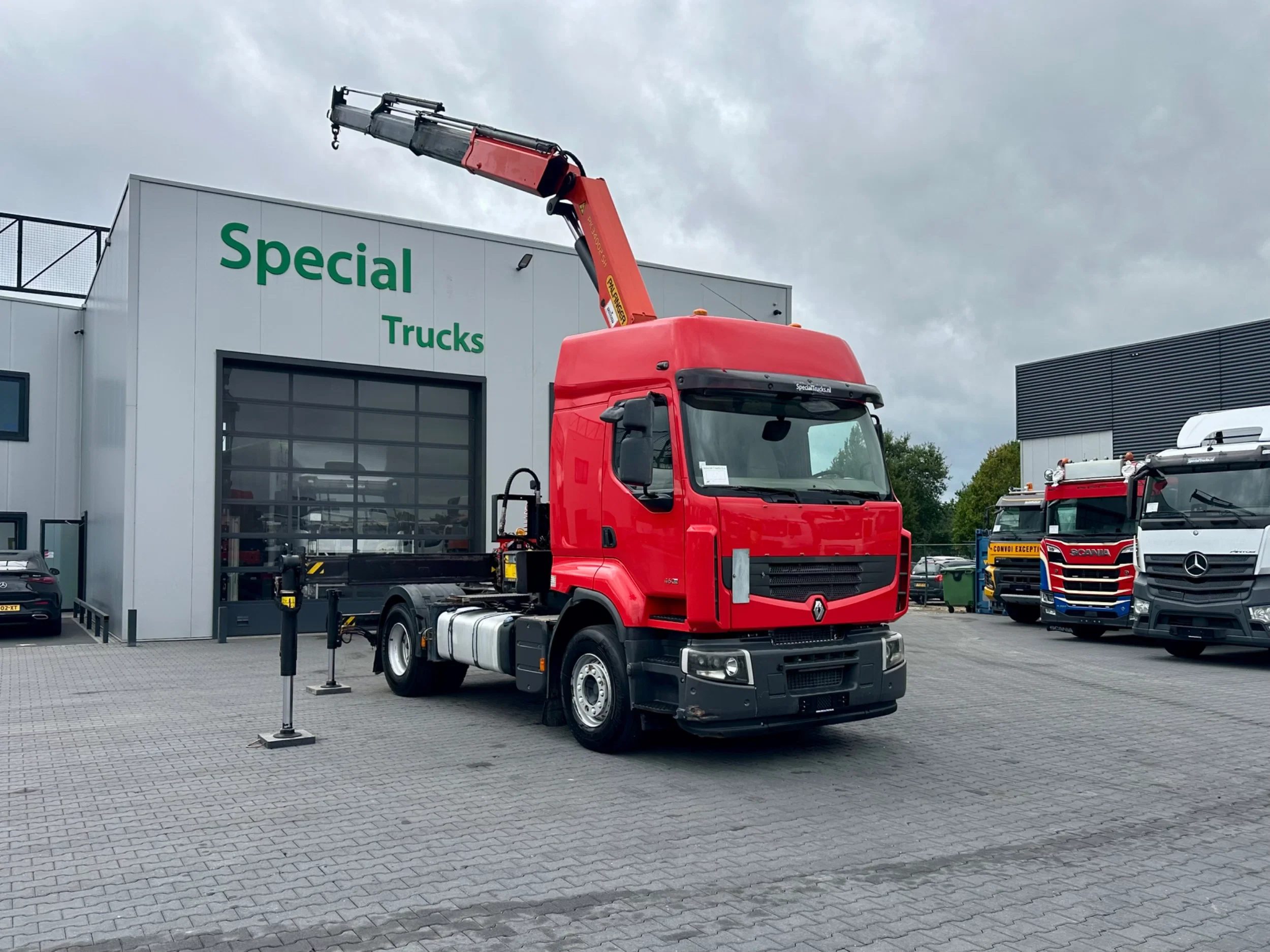 Renault Premium 2012 - Lander 460 DXi 4x2 Trekker + Palfinger PK34002-SH B – Bouwjaar 2012 afbeelding 1