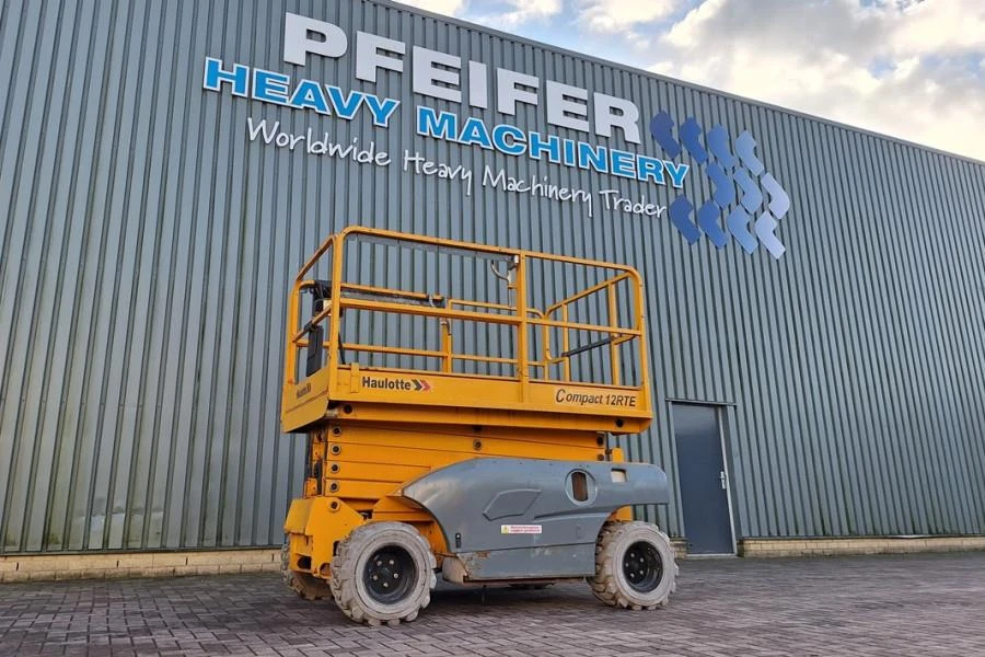 Haulotte 2008 - Compact 12RTE Electric, 12m Working Height, 450kg image 1