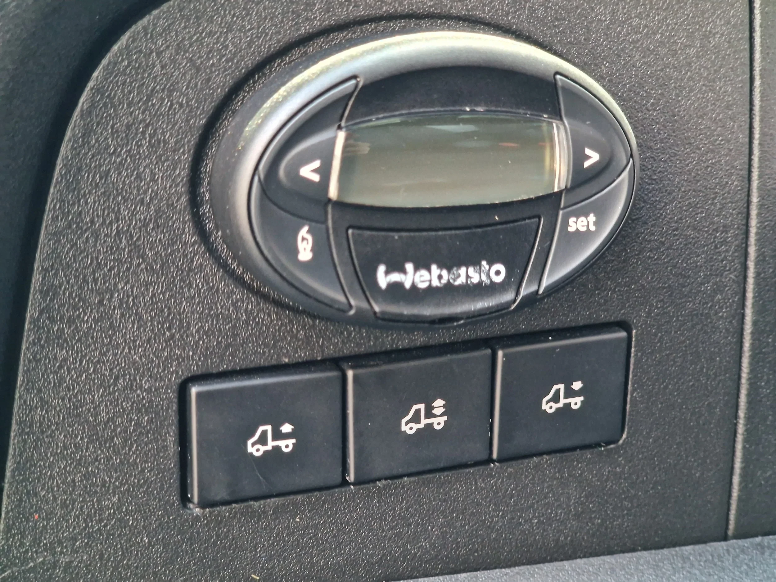 Iveco Daily 2021 - 72C210 - Carrier 600 Frigo - Zepro loadlift - Automatic gearbox - Camera image 23