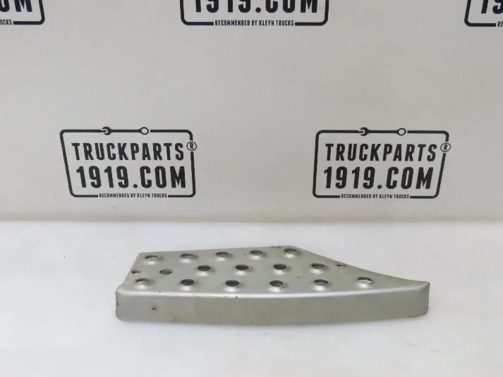 Scania - 1794306 | Opstapplaat side skirt afbeelding 1