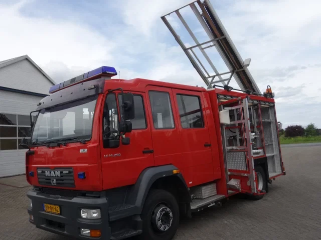MAN L79 2005 - 14-250 man bomberos truck afbeelding 8