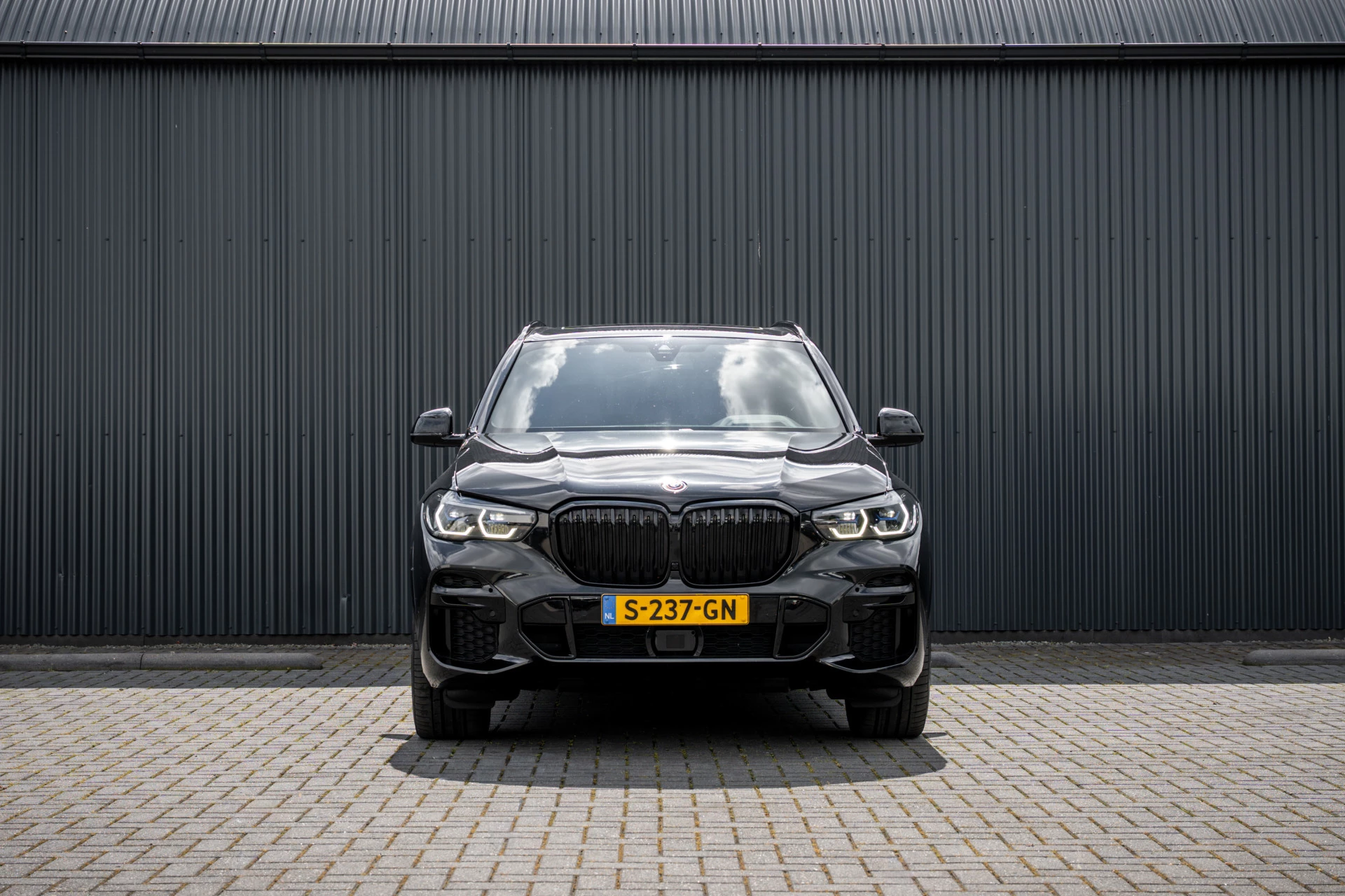 BMW X5 2023 - xDrive 45e High Executive | M sport | Panoramadak | 22" LMV | Laserlight | Memory Seats | Harman Kardon | Camera | Carplay | Cognac Leder immagine 3