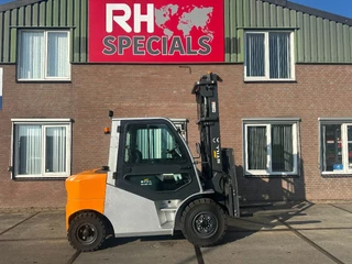 Still N/A 2021 - RC42-40 ONLY 160 HOURS afbeelding 3