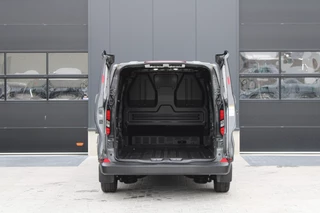 Ford Transit Custom 2024 - 320 2.0 TDCI L2H1 Trend 136pk - Carplay - Android - LED koplampen - Stoelverwarming - 70l tank - Rijklaar image 8