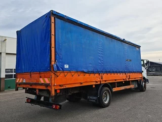 Nissan Atleon 210 / Manual / full steel suspension / 7.30mtr box 2001 - N/A immagine 3