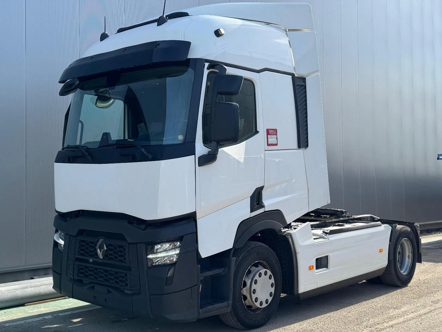 Renault T440 2021 afbeelding 1