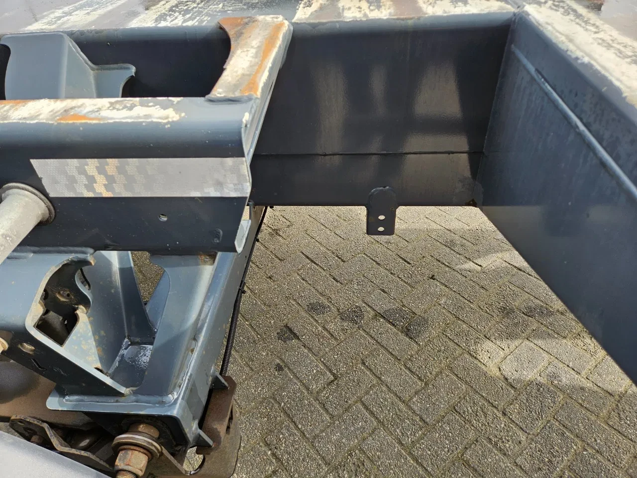 D-TEC 2016 - Flexitrailer Gescoopeerd Apk TÜV 10-2026 immagine 28