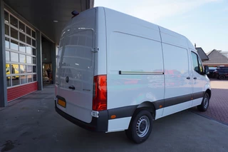 Mercedes-Benz Sprinter 2024 - 319 CDI 191PK L2H2 Pro Automaat image 4