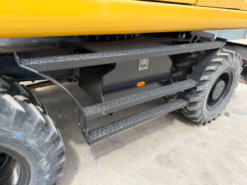 Cat 2015 - M318F afbeelding 61