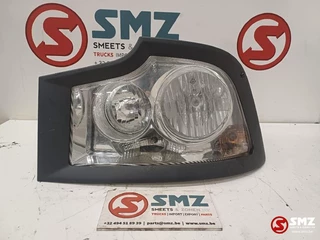 Mercedes-Benz N/A 2014 - Occ koplamp rechts RHD Mercedes zdjecie 1