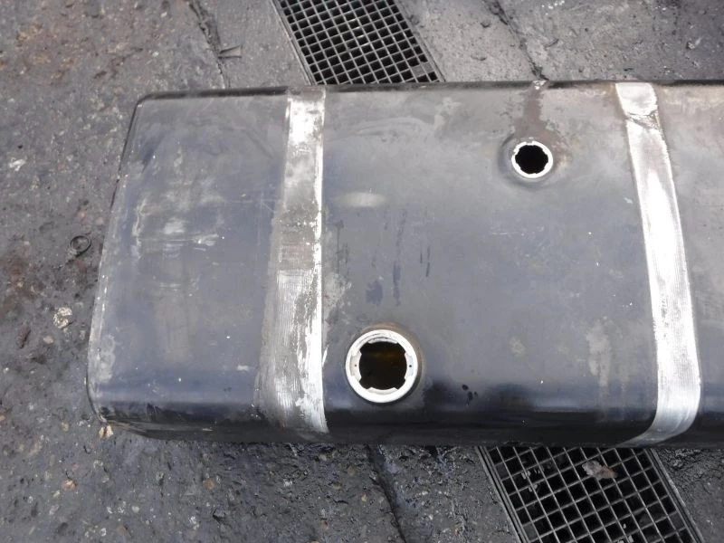 Diverse - DIESELTANK / FUEL TANK immagine 4