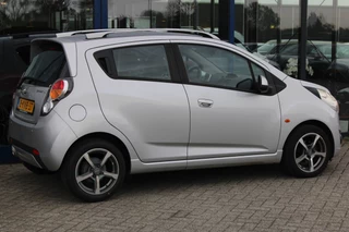 Chevrolet Spark 2010 - 1.2 16V LT bild 6