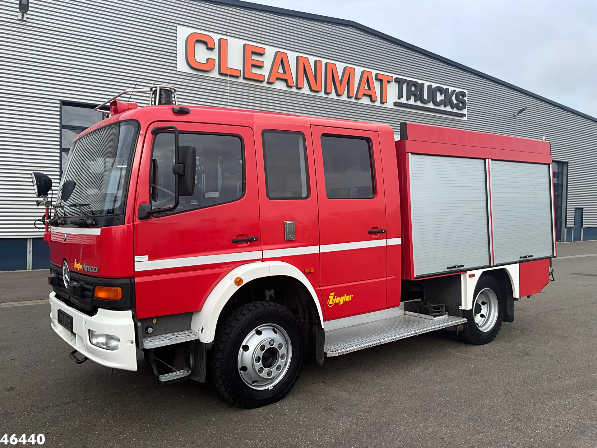 Mercedes-Benz Atego 2002 - 918 4x4 ZIEGLER Brandweer / materiaalwagen Just 20.105 km! image 15