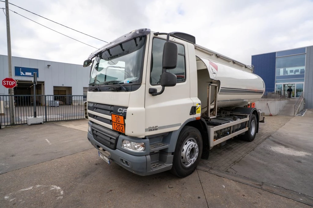 DAF 2013 - CF 75.310 + MAGYAR 14000L/ 4COMP afbeelding 1