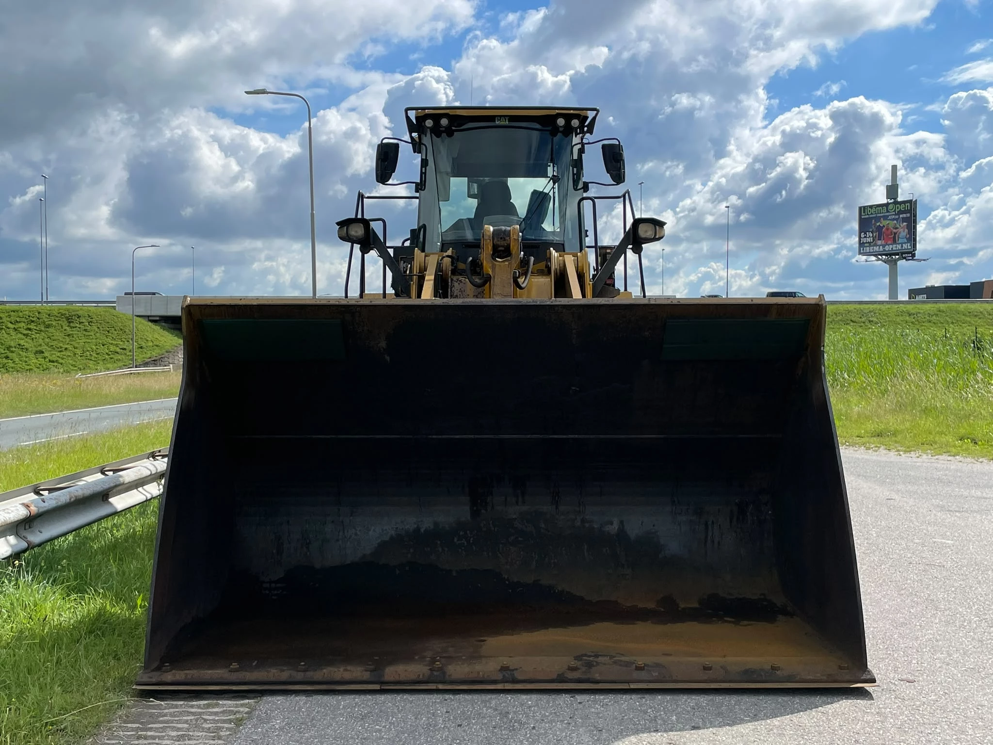 Caterpillar 966M 2016 image 8