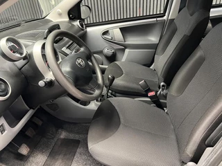 Toyota Aygo 2011 - 1.0-12V Comfort 2e Eigenaar - NAP - Navigatie - Airco image 20