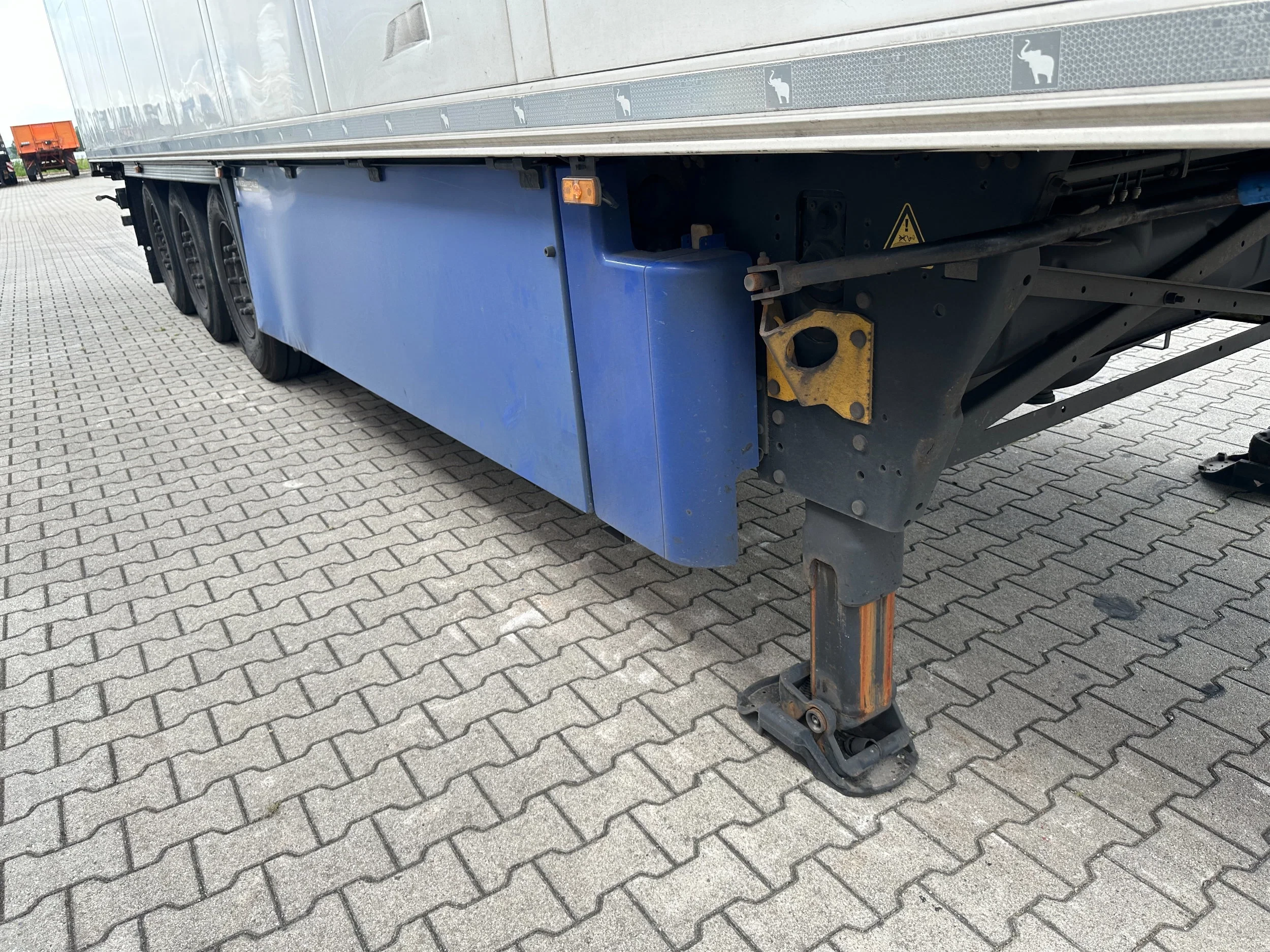 Schmitz Cargobull 2016 - CARRIER VECTOR 1550 D/E / SAF DISCBRAKES / PALLETBOX / NL-TRAILER / APK: 11-2026 imagen 26