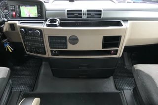 MAN TGX 2018 - 18.500 XXL | Mega/Lowdeck | Lifting fifth wheel | 577918Km | 2018 | Retarder | 2 Tanks | Full Air | Stand klima | Subwoofer | TUV/MOT/APK 08-2026 | German Truck obrazek 46