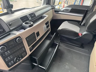 MAN TGX 2018 - 24 TGX 24-460 6x2 EURO 6 MET LIFTAS immagine 10