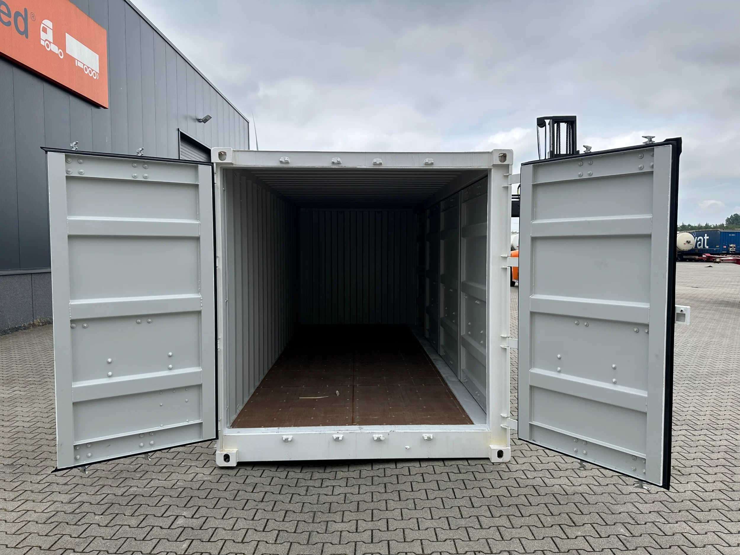 YANGZHOU 2026 - NEW (ONE-WAY) 20FT OPEN-SIDE CONTAINER afbeelding 12