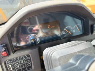 Volvo N/A 2008 - L120F obrazek 35