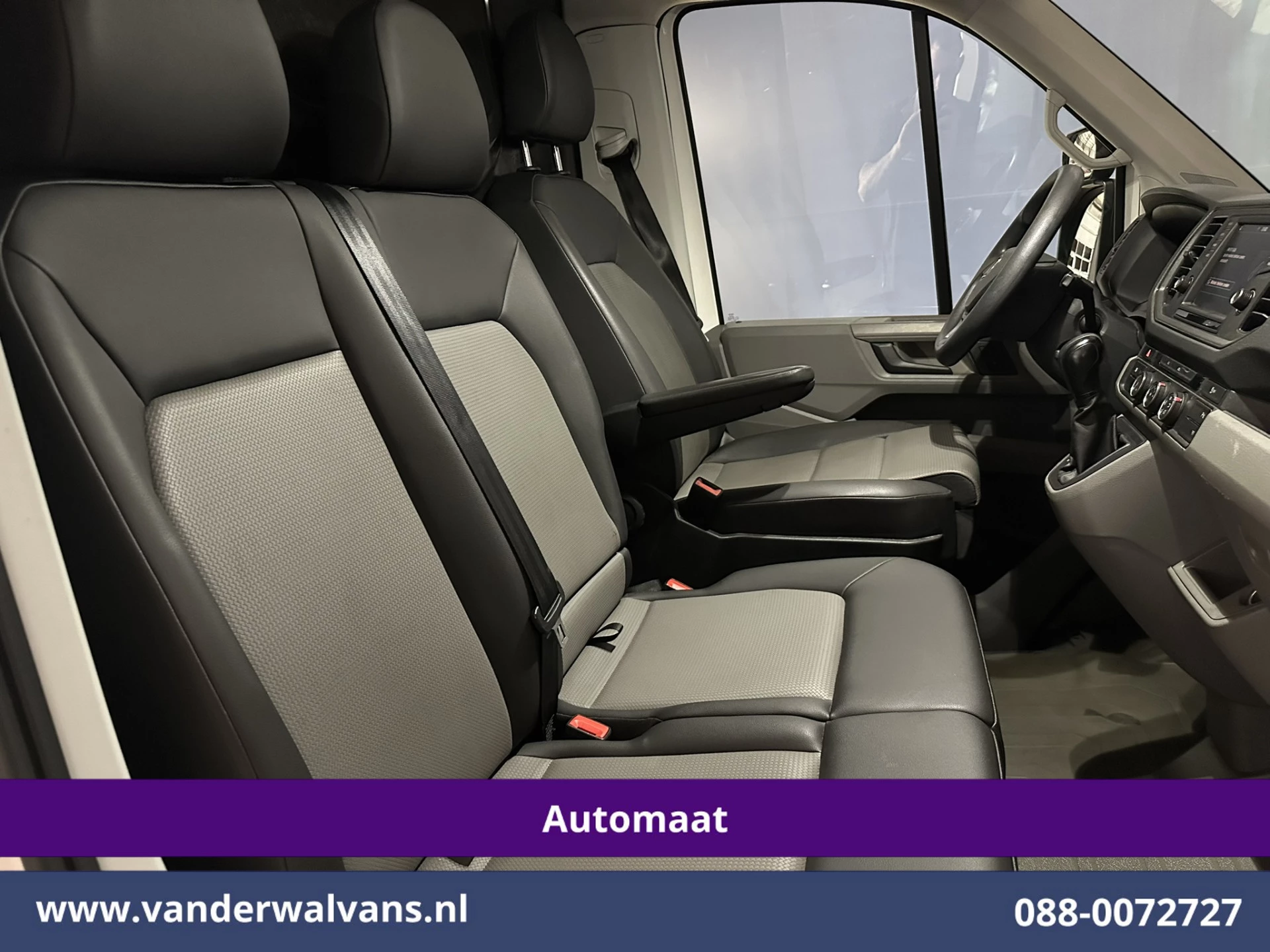 Volkswagen Crafter 2020 - 2.0 TDI 141pk Automaat L3H3 L2H2 Euro6 Airco | Camera | Navigatie | Apple Carplay obrázek 8