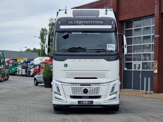 Volvo FH 2026 - 13.500 Aero Globetrotter XL 4x2 - New - Full spec - Retarder - I parkcool - Full air afbeelding 2 miniatuur