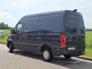 Mercedes-Benz Sprinter 2022 - 317 obrazek 6