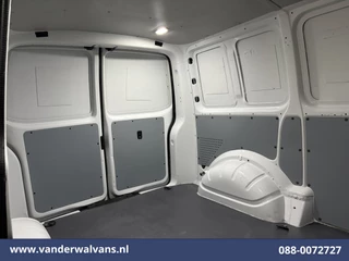 Volkswagen Transporter 2021 - 2.0 TDI L1H1 Euro6 Airco | Apple Carplay | Cruisecontrol | LM-velgen | Trekhaak | Parkeersensoren bild 11