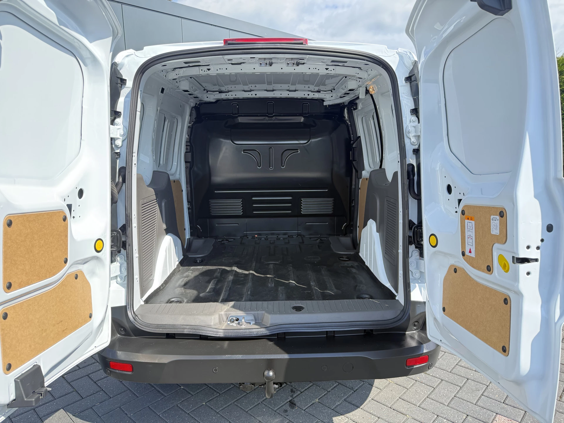 Ford Transit Connect 2022 - 1.0 Ecoboost 100 PK BENZINE / L1H1 / 1e EIG. / TREKHAAK / CAMERA / PDC / LICHTMETALEN VELGEN immagine 6
