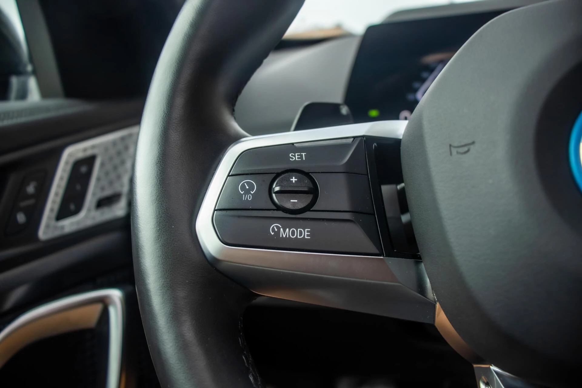 BMW iX1 2023 - xDrive30 67 kWh, Pano, Leder, Carplay, Ambient, H&K afbeelding 16