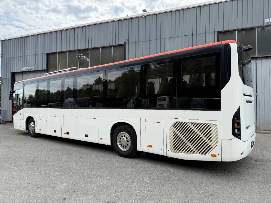 Volvo 2017 - 8900. 12,2m. 29 Units! Bild 5