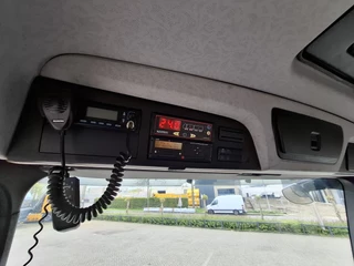 Mercedes-Benz Antos 3245 2017 - / 8X2 / AJK 20 TON HOOK / ONLY:460374 KM / LIFT+LENKACHSE / FULL-AIR / FRIDGE / NAVI / AUTOMATIC / EURO-6 / 2017 image 31