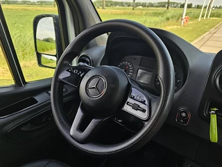 Mercedes-Benz Sprinter 2021 - 317 obrazek 10
