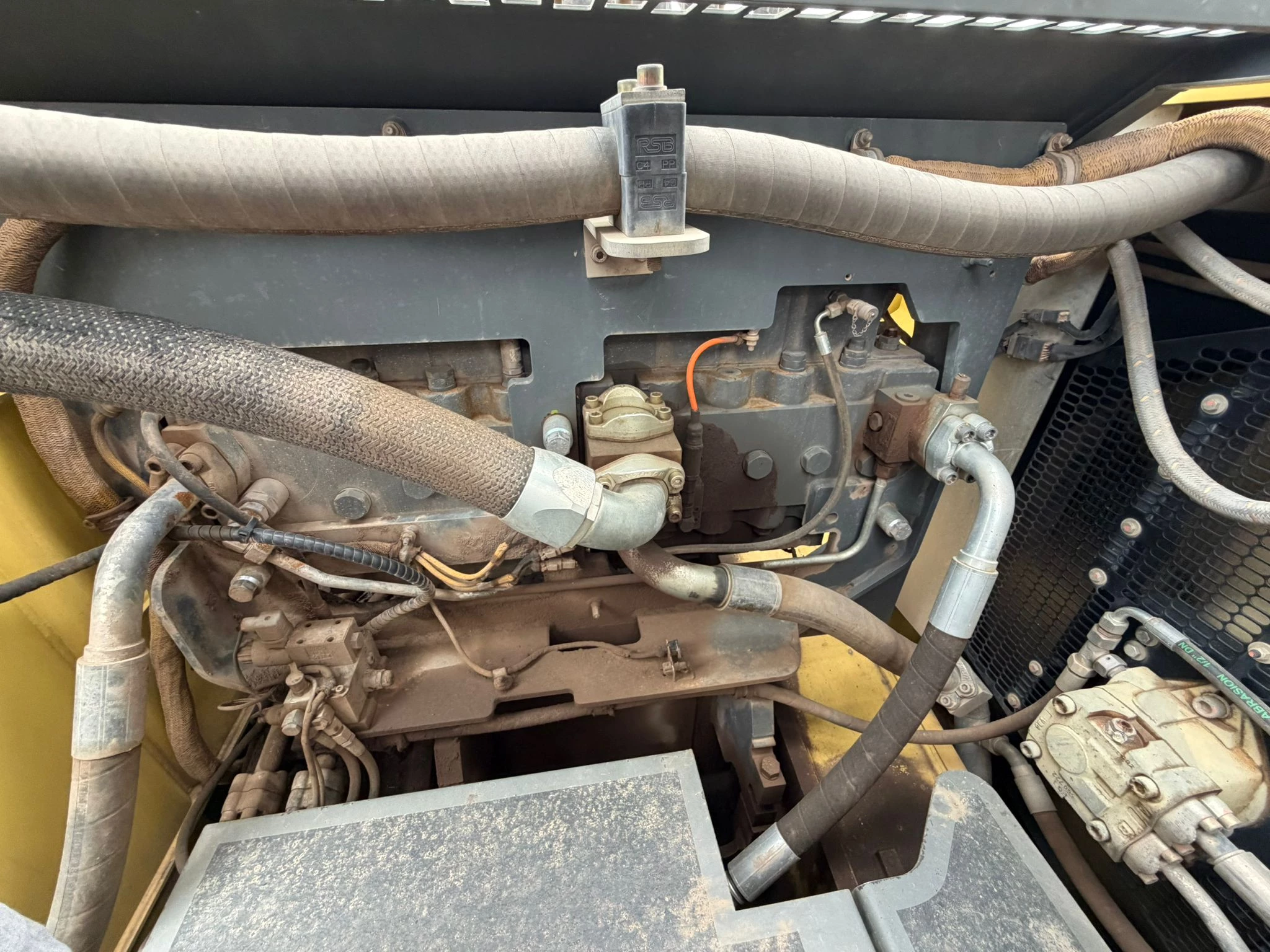 Liebherr R976 HDSL 2014 imagem 31