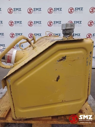 Caterpillar N/A - Occ brandstoftank D6M Caterpillar obrazek 3