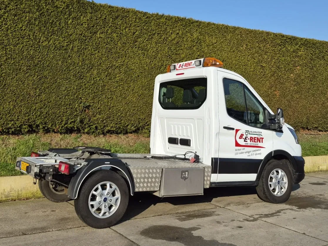 Ford Transit 2023 - 35-17 zdjęcie 5