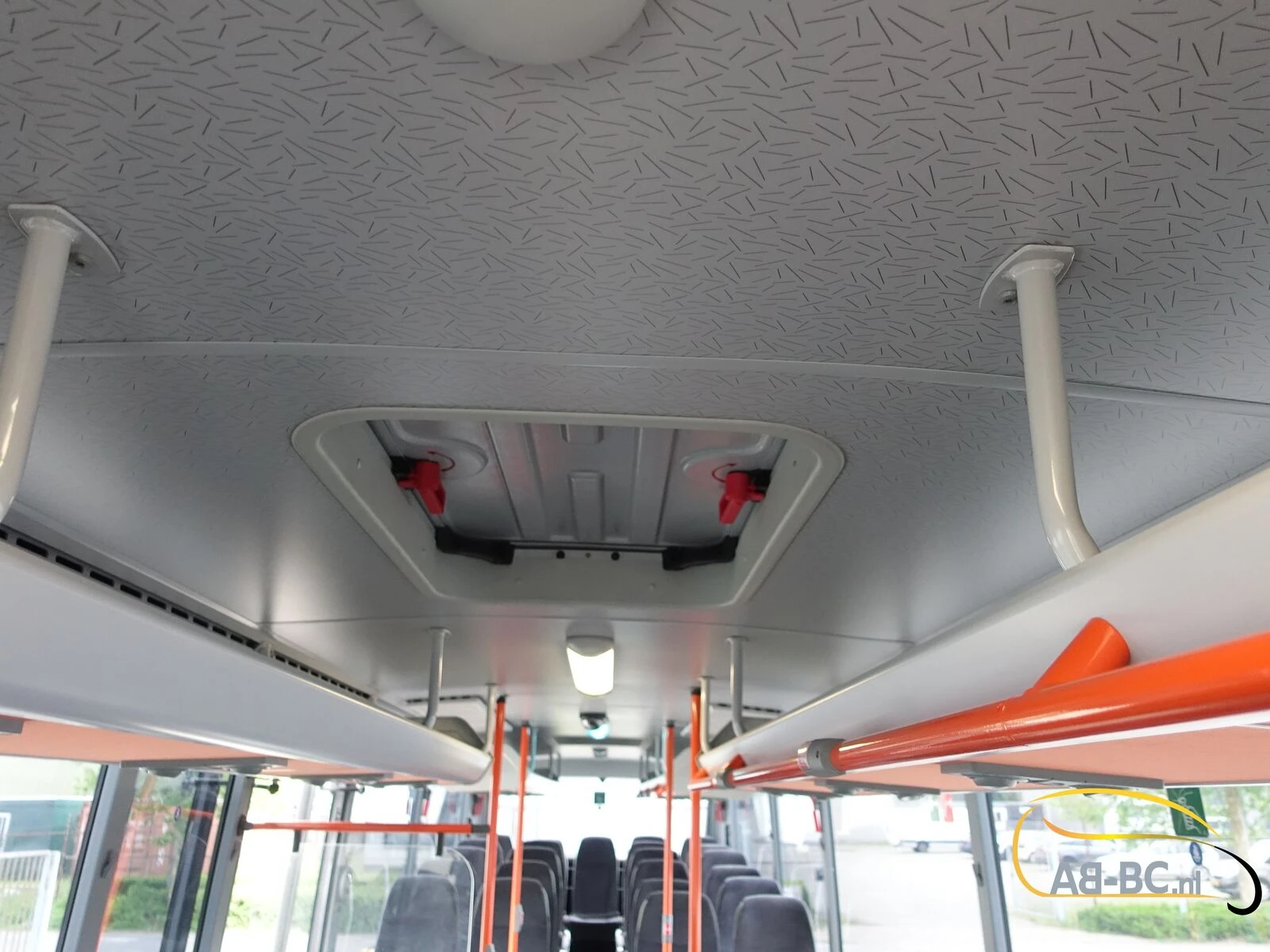 Mercedes-Benz Intouro 49 Seats Liftbus EURO 6 2016 image 74