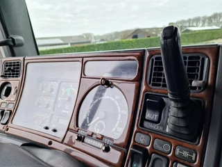 Scania R 2001 - R164-580 V8 4x2 - PTO/Hydraulic - Original 447.506 KM - Night clima - Retarder - Low KM - PTO image 21