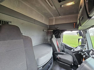 Renault N/A 2018 - T 440 image 14
