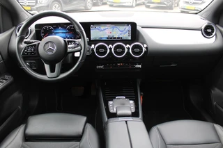 Mercedes-Benz B-Klasse 2022 - 180 AUT7 Business Solution NAVI CAMERA TREKHAAK afbeelding 2 miniatuur