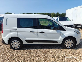 Ford Transit Connect 2020 - 1.5 EcoBlue L1 Trend , Euro 6 , Apk juli 2027 , airco, 1e Eig , Ex overheid bus , in pracht staat. obrazek 7