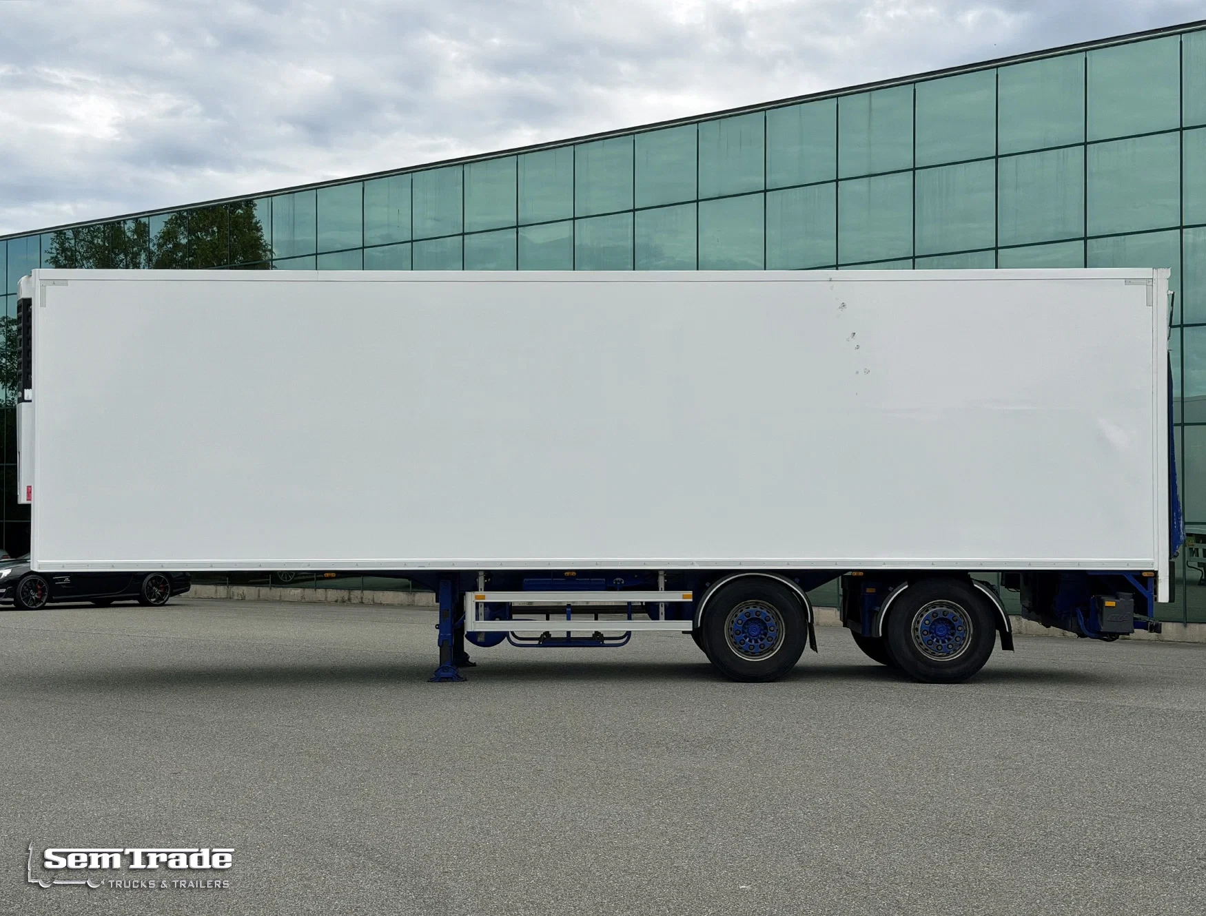 Samro 2005 - ISO BOX THERMO KING ONLY 846 ENGINE HOURS STEERING AXLE TAIL LIFT NL-TRAILER IN SUPER CONDITION afbeelding 2
