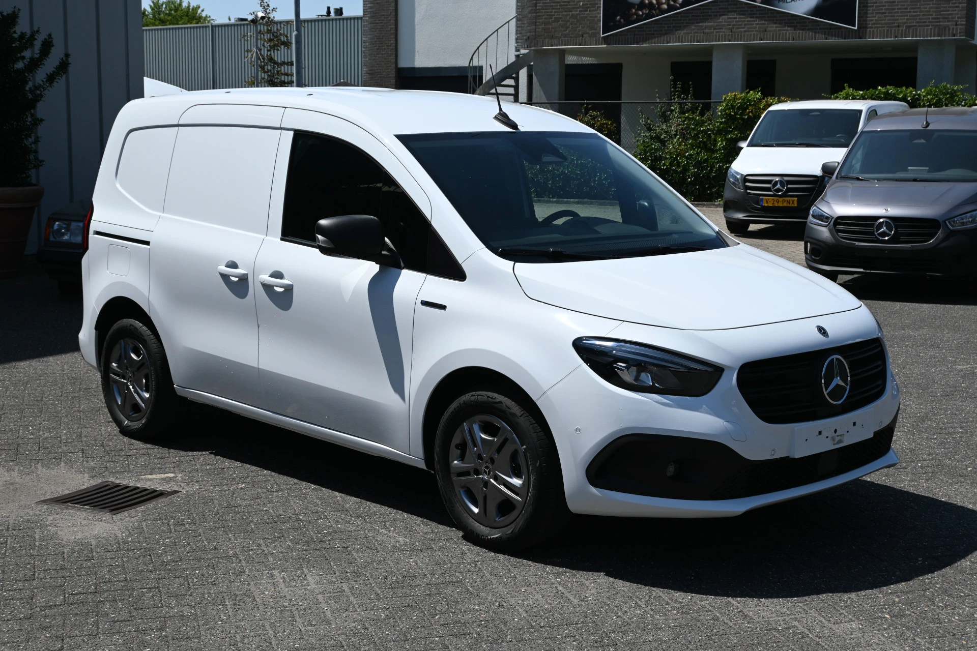 Mercedes-Benz eCitan 2026 - 112 Select L1 51 kWh obrázek 9