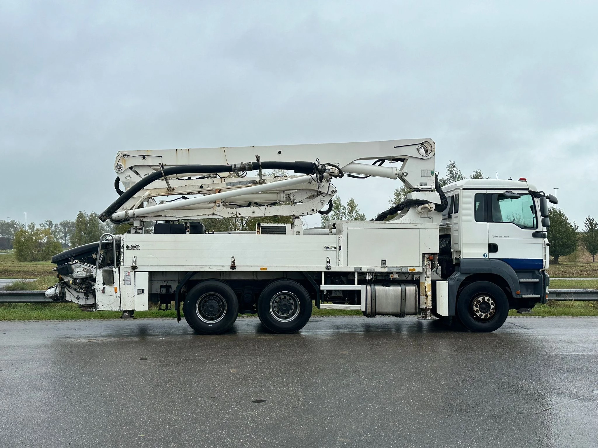MAN TGA 2008 - 26.360 6x4 with Putzmeister BSF24-4.16 24m Concrete Pump afbeelding 6